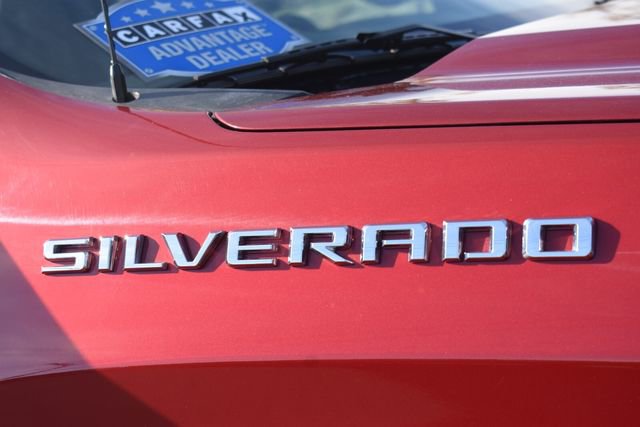 Used 2020 Chevrolet Silverado 1500 Custom w/ Custom Value Package AWD/4WD image 11