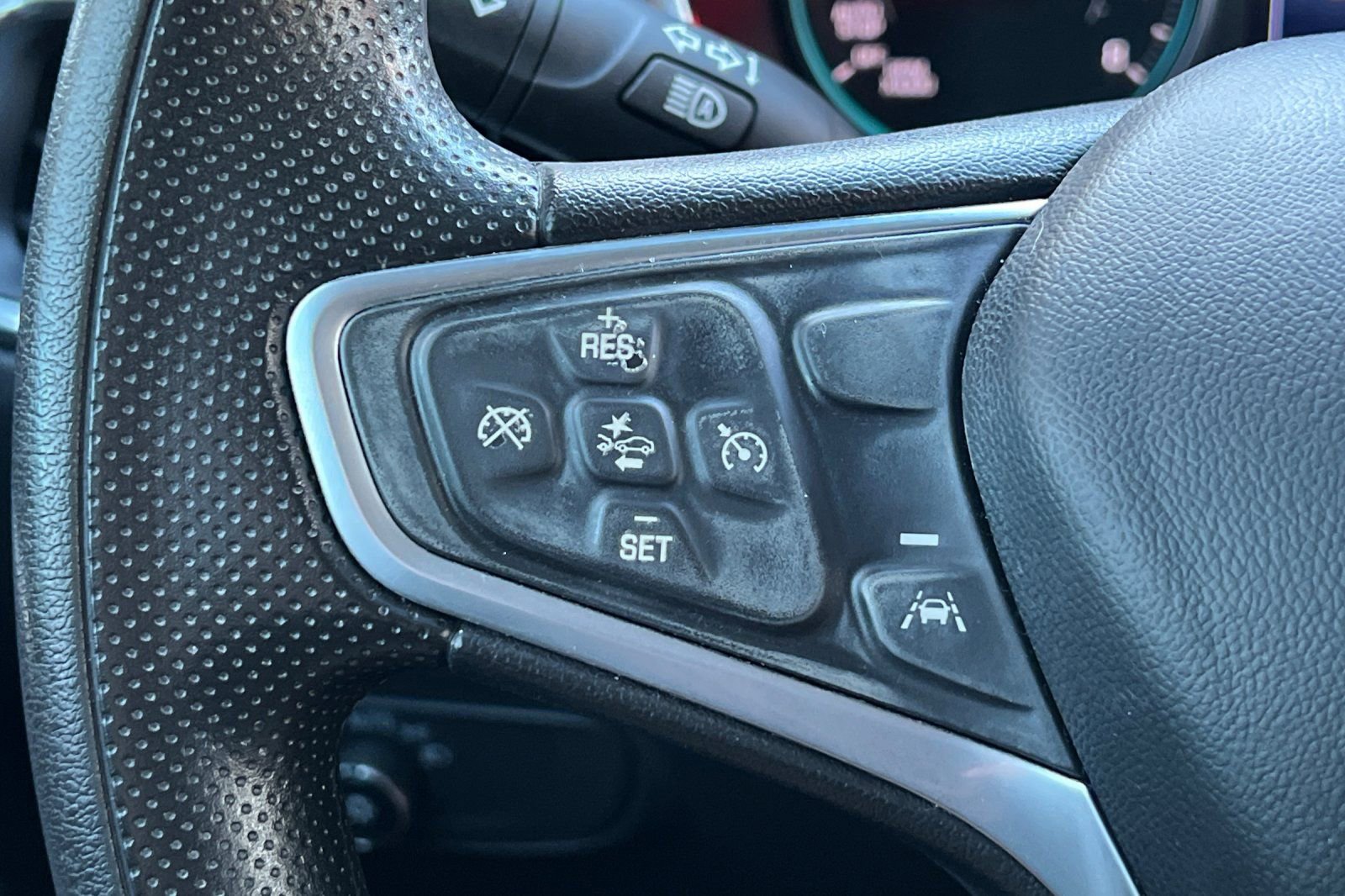 Used 2022 Chevrolet Equinox LS w/ LS Convenience Package image 31