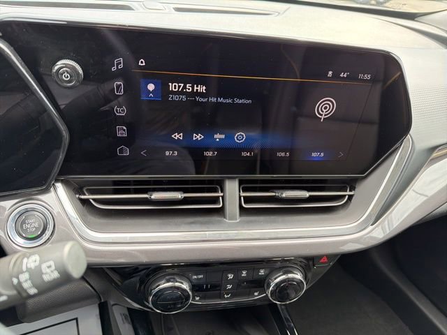 Used 2024 Chevrolet Trax ACTIV w/ Sunroof Package image 31