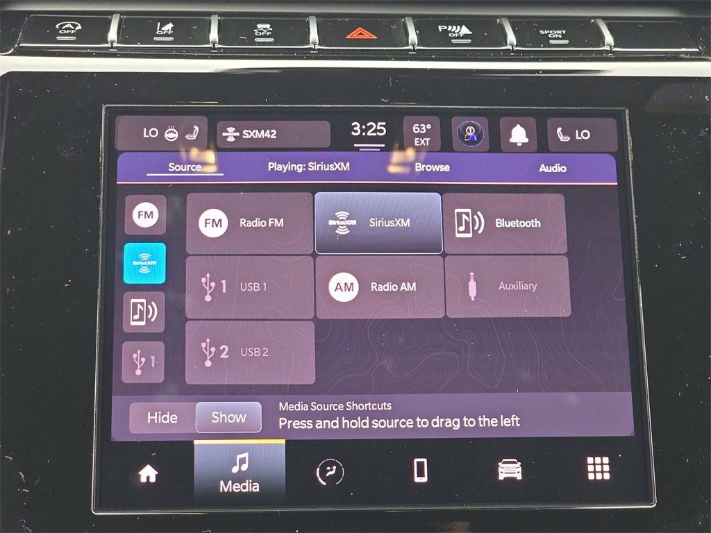 New 2025 Jeep Grand Cherokee Laredo w/ Luxury Tech Group I image 22