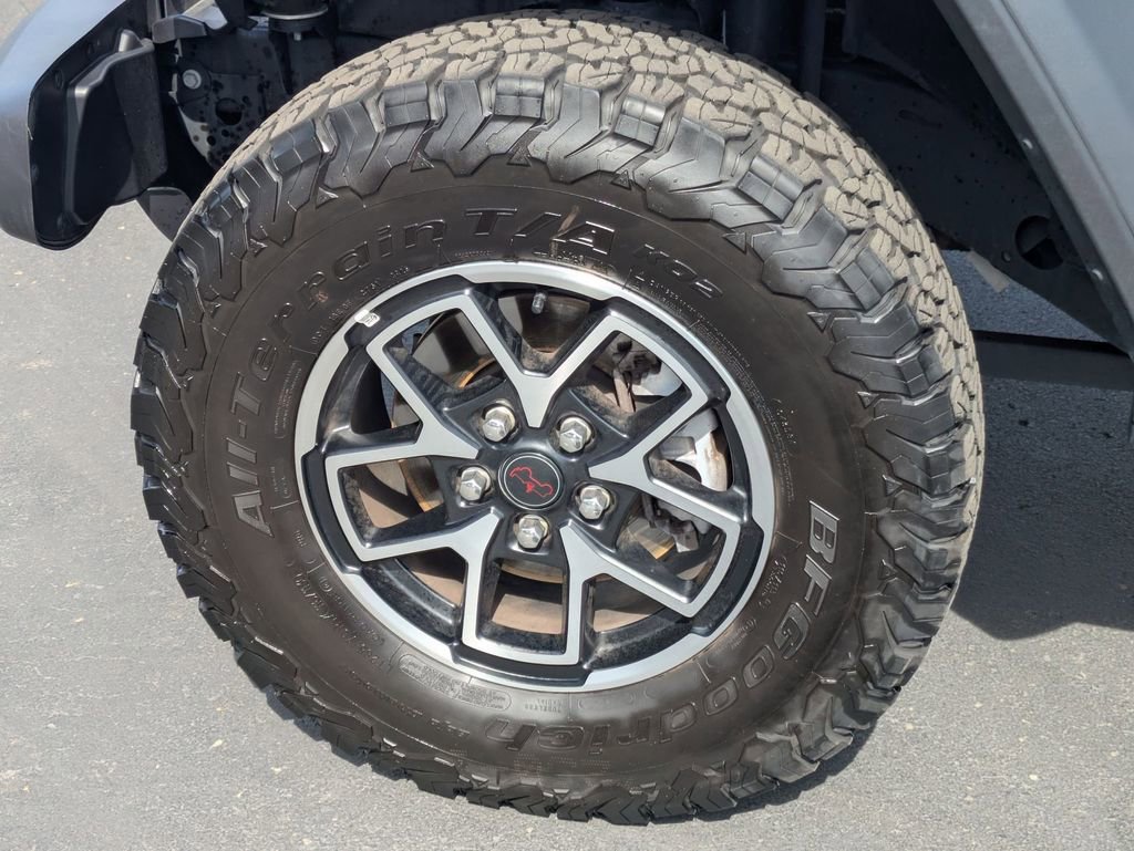 Used 2025 Jeep Wrangler Unlimited Rubicon AWD/4WD image 13