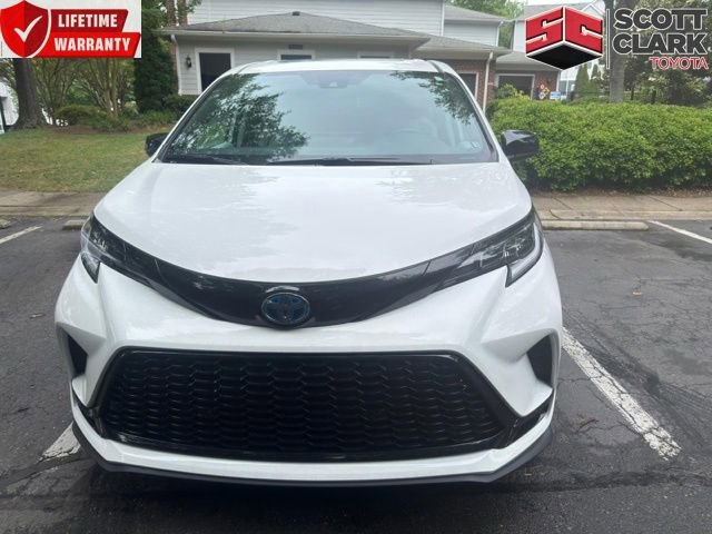 Used 2025 Toyota Sienna XSE