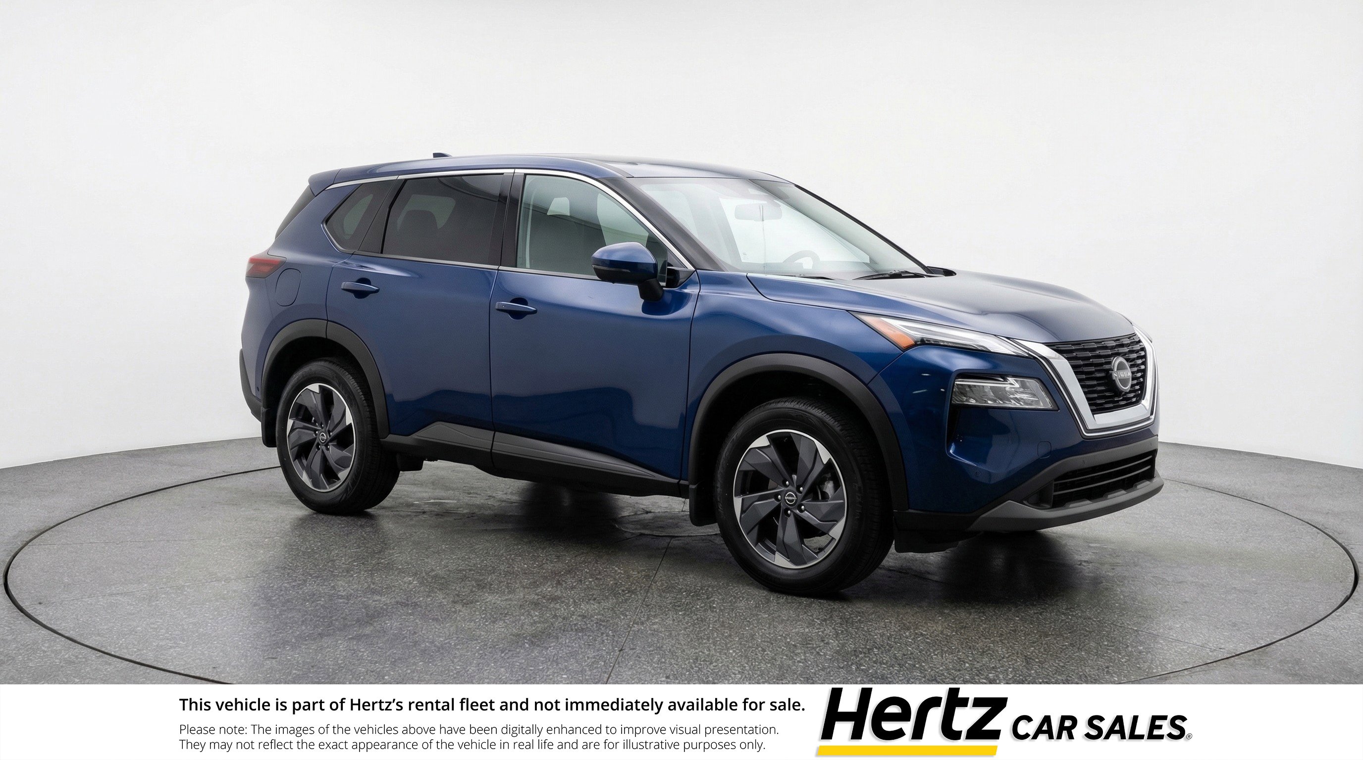 Used 2025 Nissan Rogue SV image 1