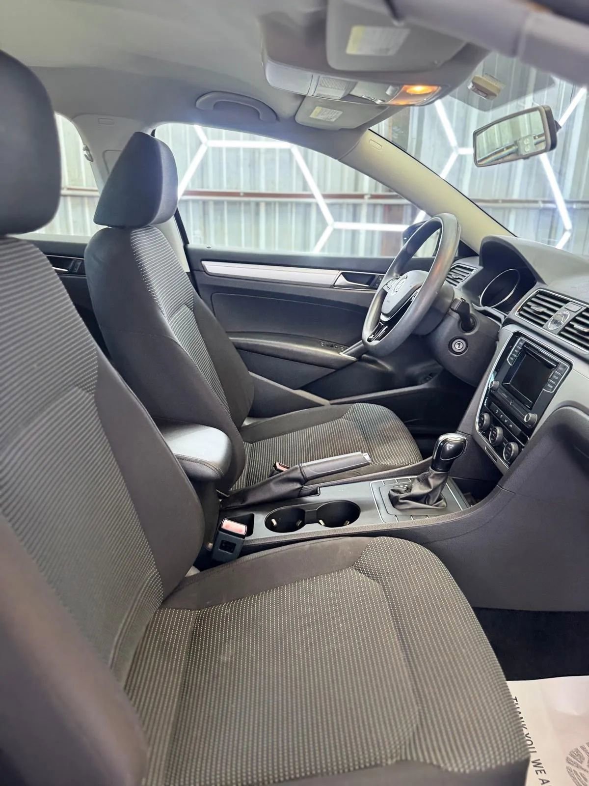 Used 2016 Volkswagen Passat 1.8T S image 40