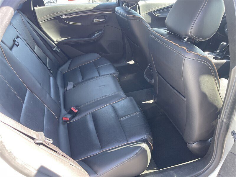 Used 2016 Chevrolet Impala LTZ FWD image 14