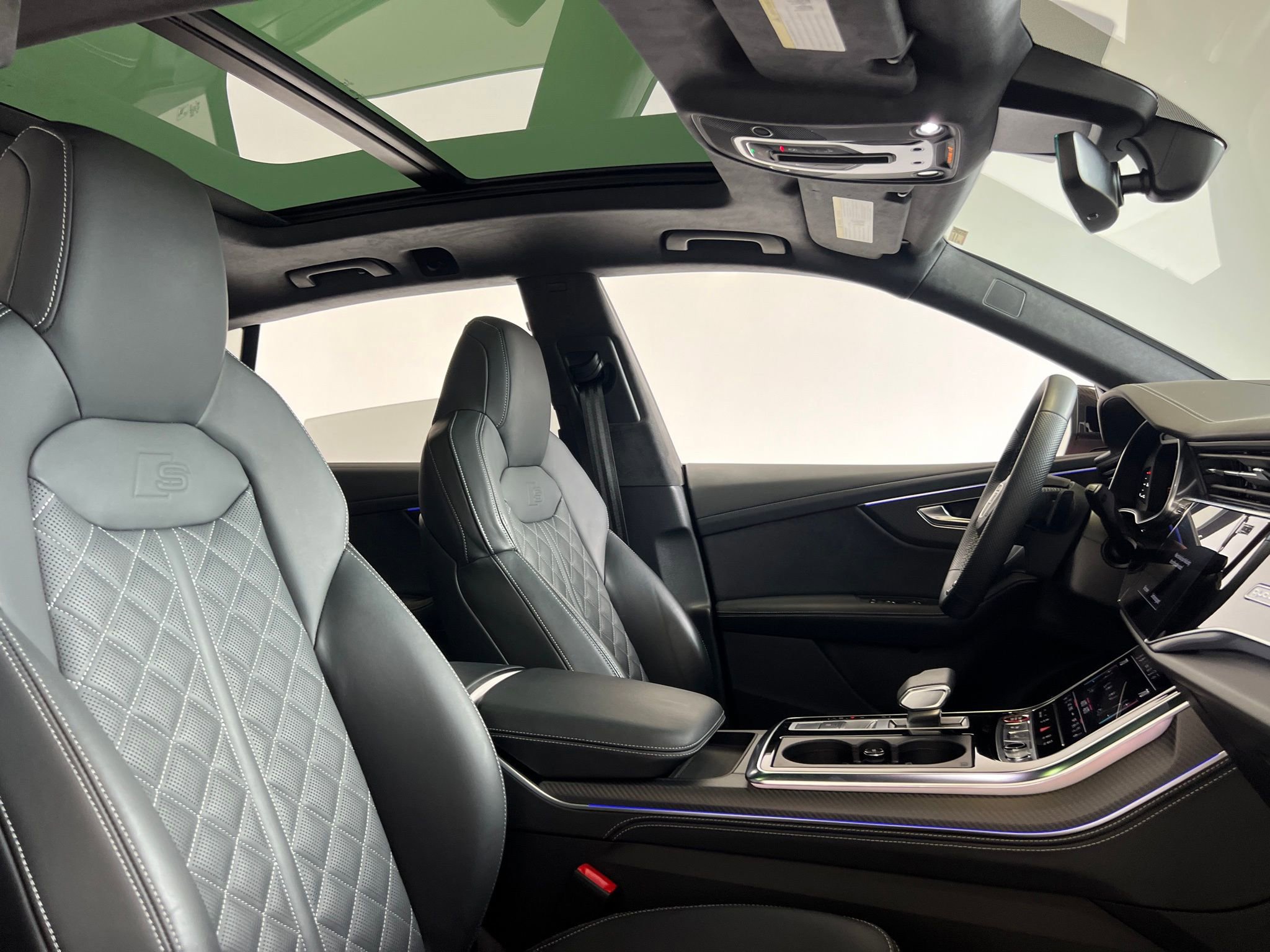 Used 2024 Audi SQ8 Prestige w/ Prestige Package image 24
