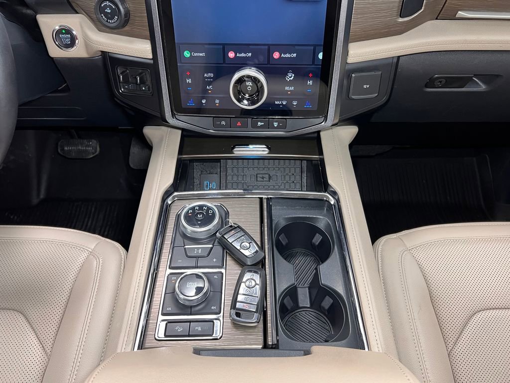 Used 2024 Ford Expedition Limited w/ Excursion Package AWD/4WD image 14