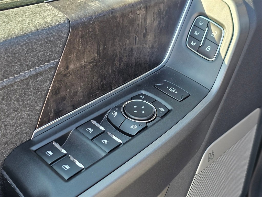 New 2026 Ford F250 Lariat image 23
