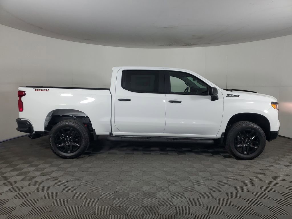 New 2026 Chevrolet Silverado 1500 Custom Trail Boss w/ Turbomax Blackout Package AWD/4WD image 3