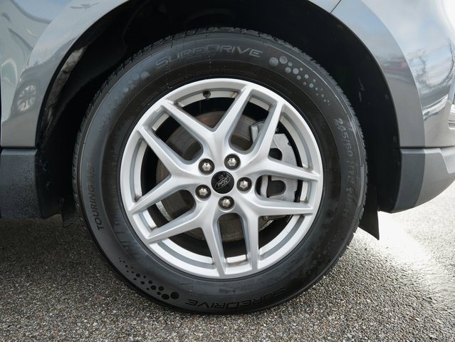 Used 2023 Ford Edge SEL image 32