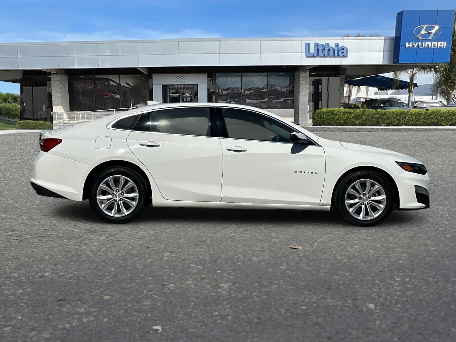 Used 2023 Chevrolet Malibu LT FWD image 9