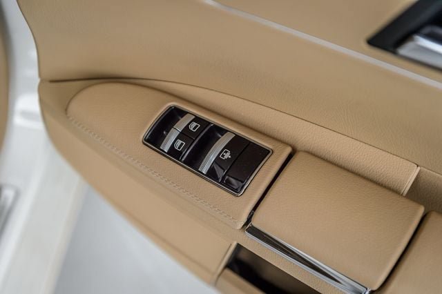 Used 2012 Mercedes-Benz S 350 BlueTEC 4MATIC w/ Premium 2 Pkg image 53