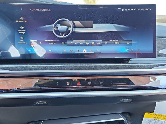 New 2026 BMW 750e xDrive image 24