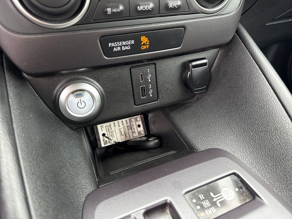 Used 2023 Nissan Leaf S image 31