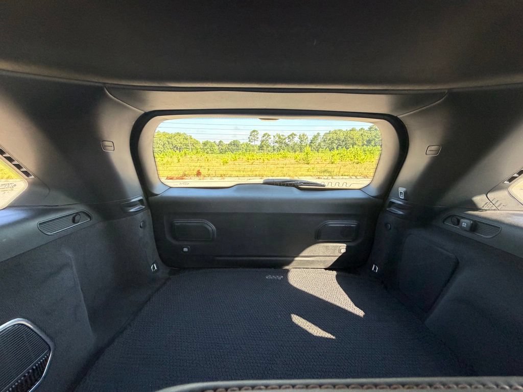Used 2022 Jeep Grand Cherokee Summit AWD/4WD image 63
