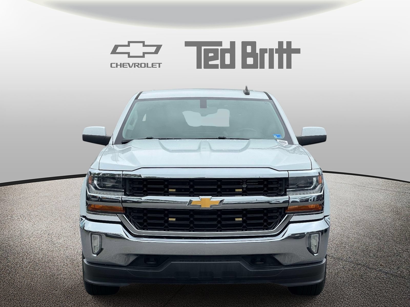 Used 2018 Chevrolet Silverado 1500 LT w/ All Star Edition AWD/4WD image 2