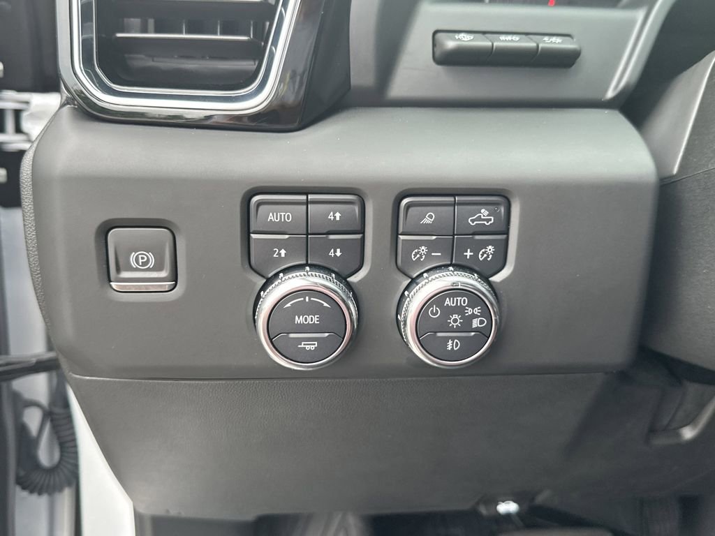 Certified 2024 GMC Sierra 2500 Denali Ultimate AWD/4WD image 19