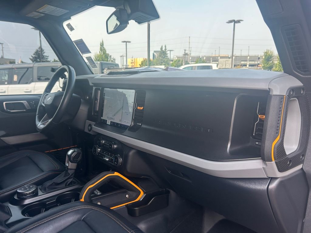 Used 2021 Ford Bronco Badlands image 27