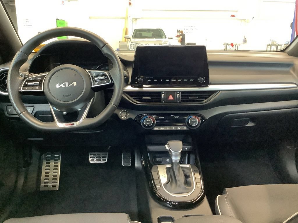 Certified 2024 Kia Forte GT-Line w/ GT-Line Premium Package FWD image 7
