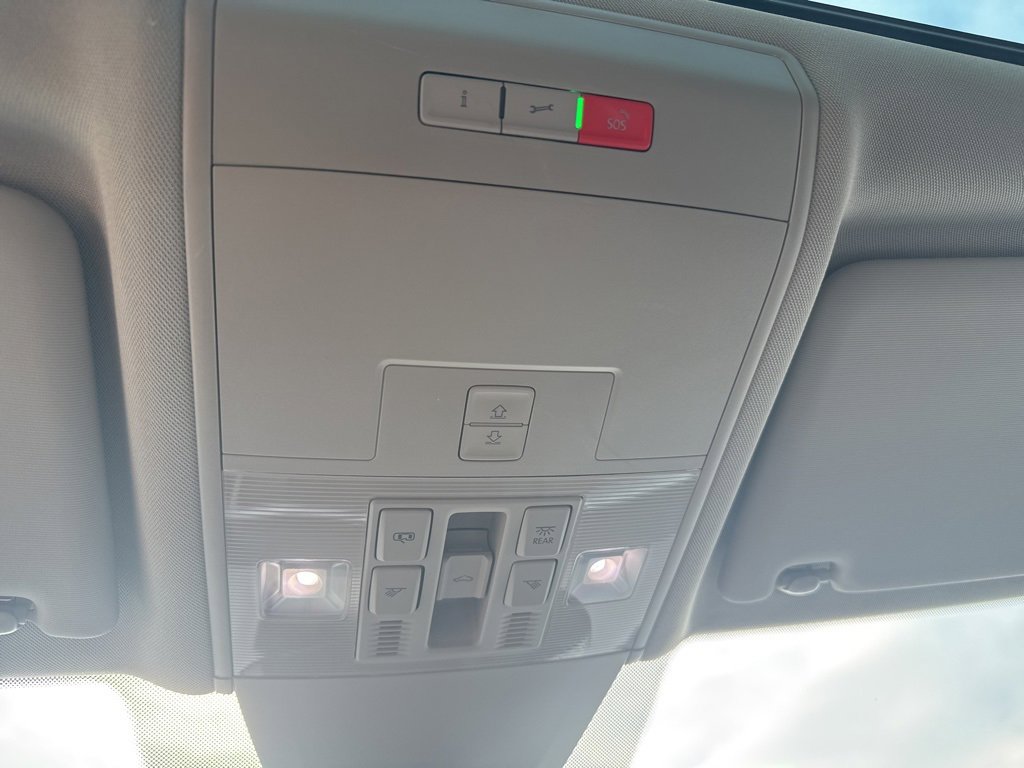 Used 2022 Volkswagen Atlas SEL image 36