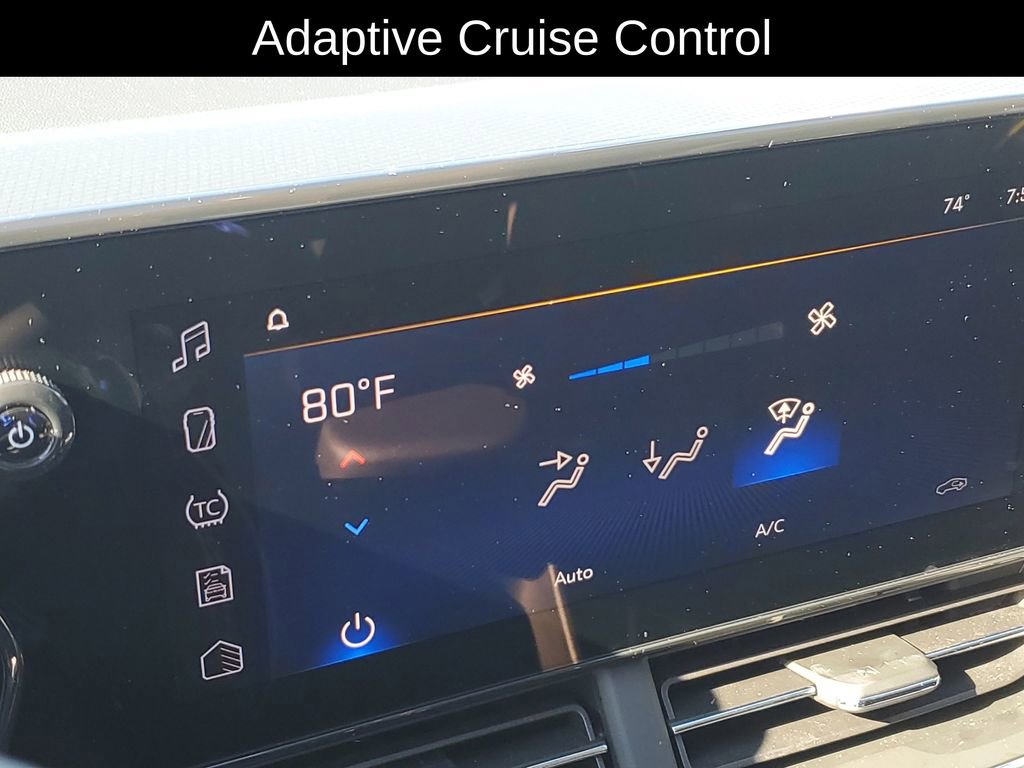 Used 2025 Chevrolet Trax ACTIV w/ Sunroof Package image 16