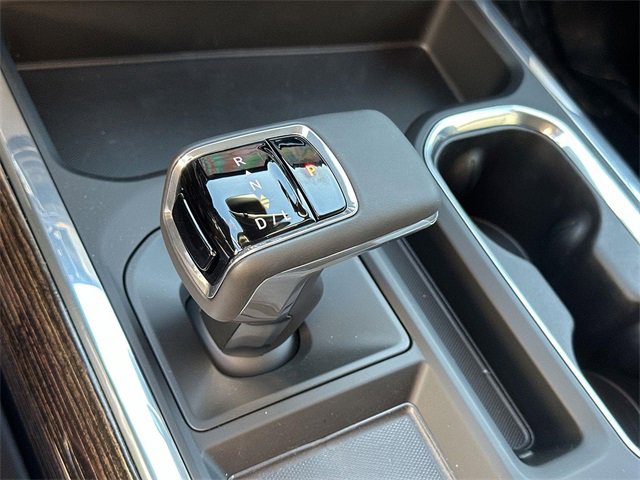 New 2026 GMC Sierra 1500 Elevation w/ LPO, Elevation Black Package image 13