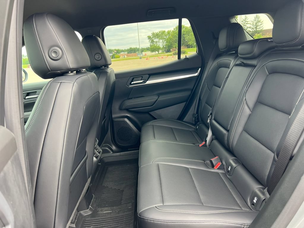 New 2027 GMC Terrain Elevation AWD/4WD image 5