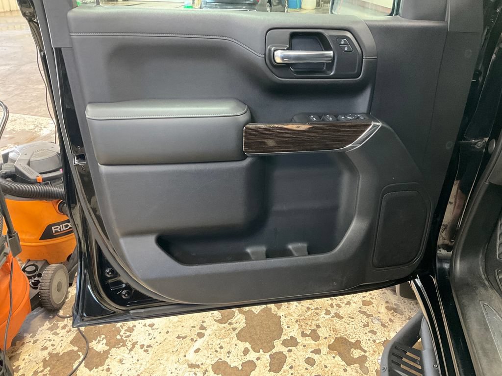 Used 2020 GMC Sierra 1500 Elevation w/ Elevation Value Package AWD/4WD image 15