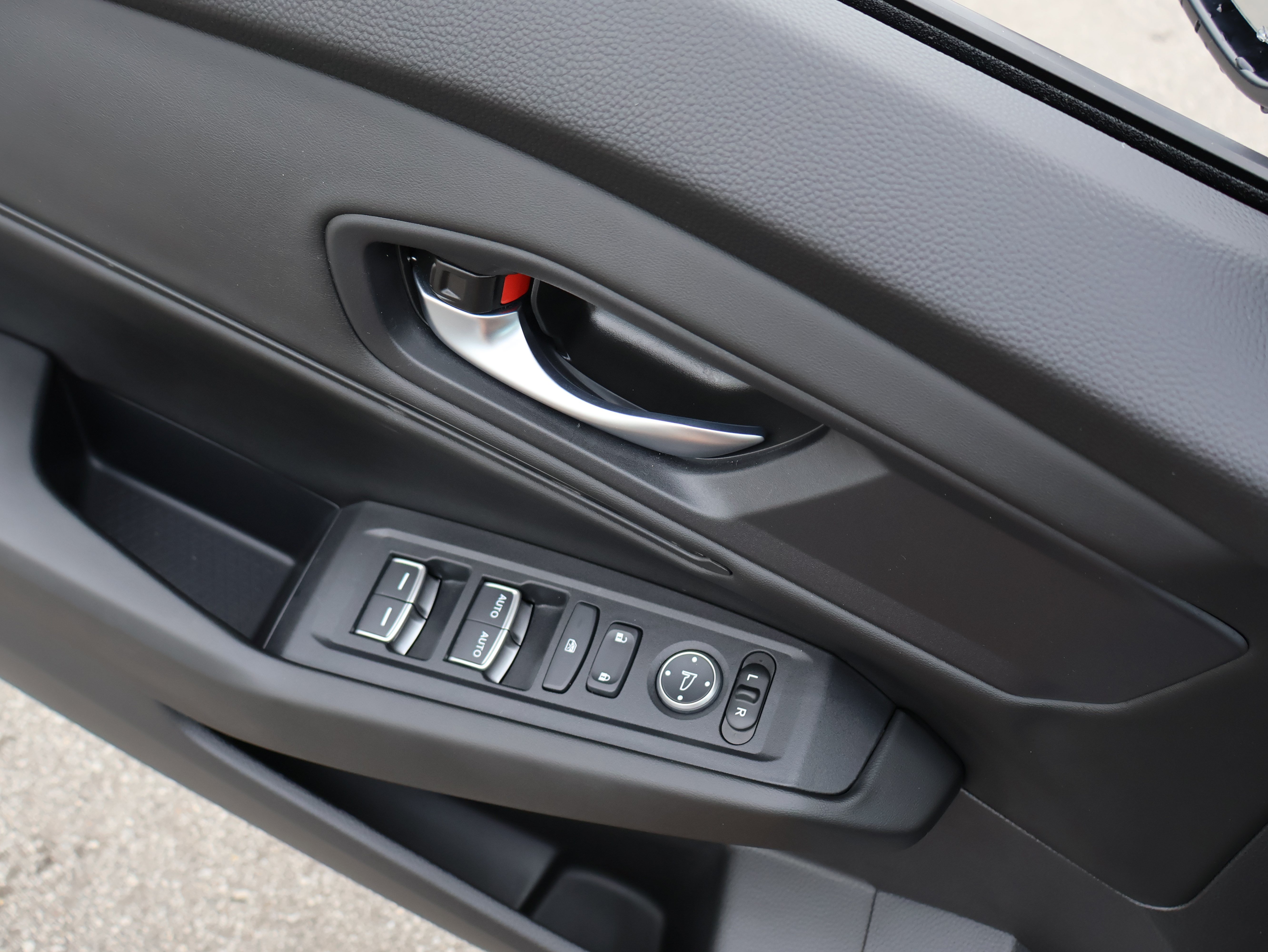 Used 2025 Honda Accord SE image 43