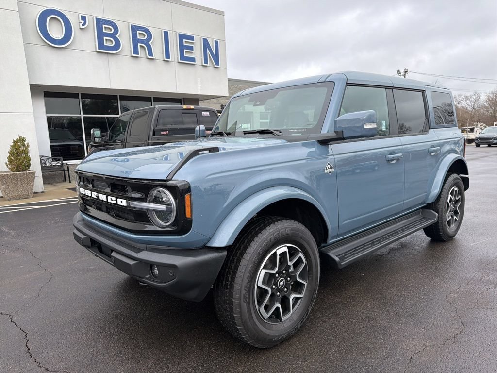 New 2025 Ford Bronco Outer Banks