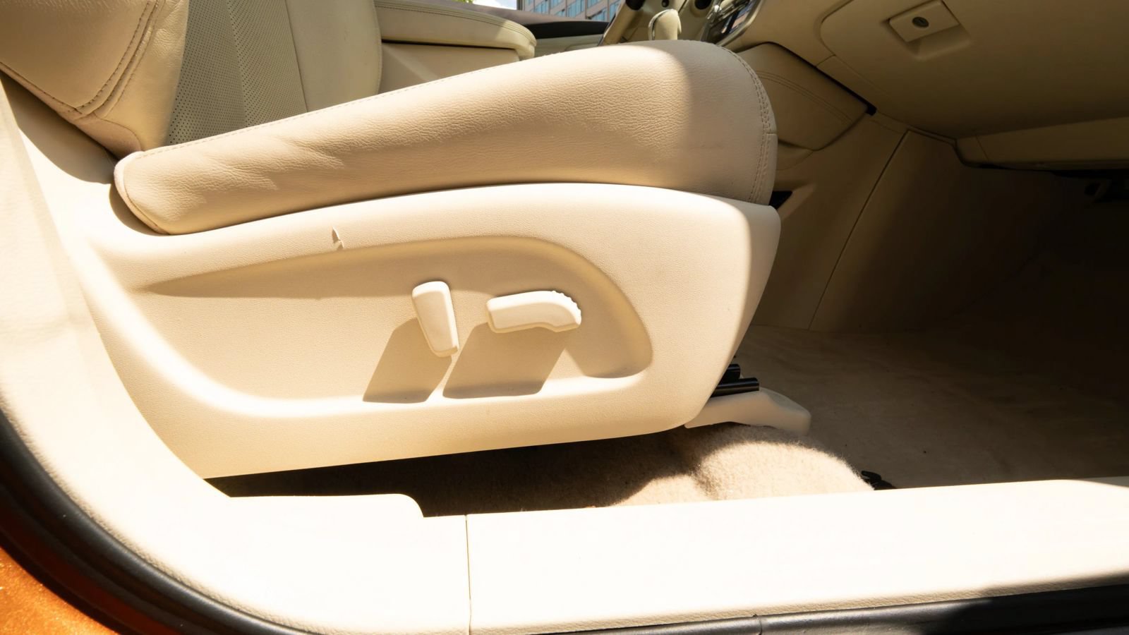 Used 2015 Nissan Murano SL w/ SL Technology Package AWD/4WD image 14