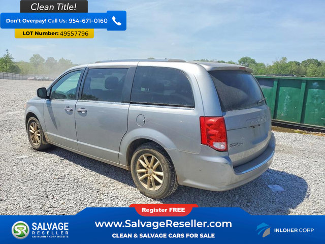 Used 2019 Dodge Grand Caravan SXT image 3