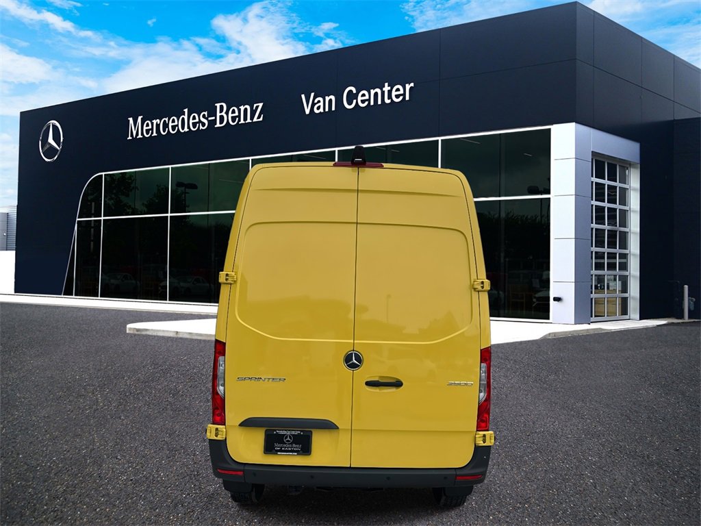 New 2025 Mercedes-Benz Sprinter 2500 image 4