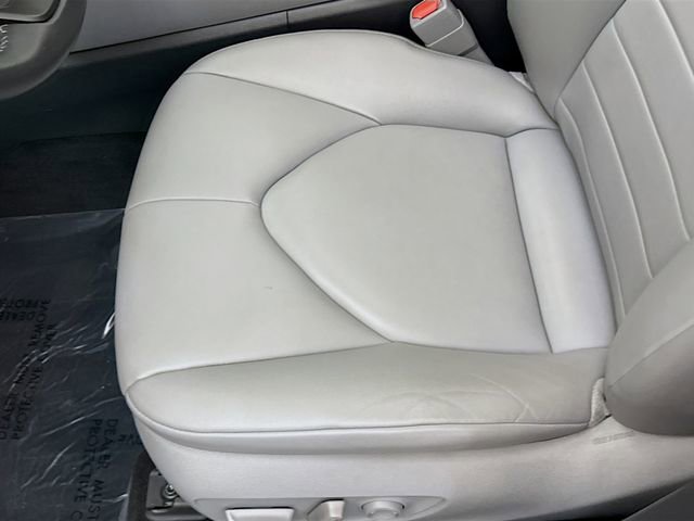 Used 2022 Toyota Highlander XLE image 19