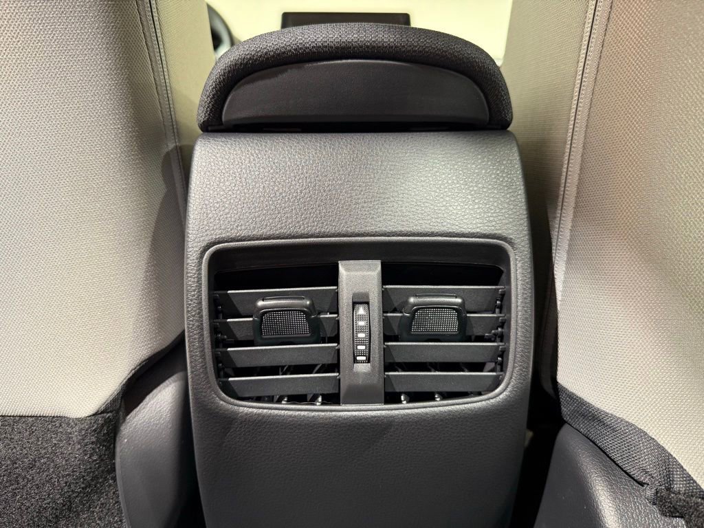 New 2026 Toyota Corolla Cross L image 20