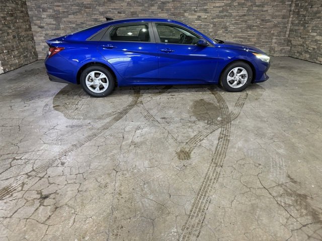Used 2021 Hyundai Elantra SE image 10
