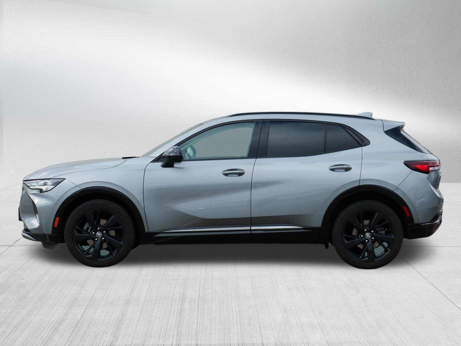 Used 2023 Buick Envision Essence w/ Sport Touring Package image 4