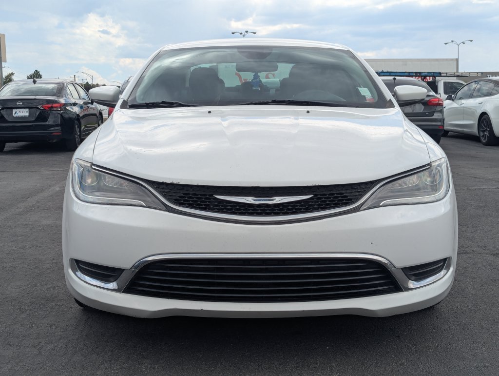 Used 2015 Chrysler 200 Limited w/ Convenience Group FWD image 10