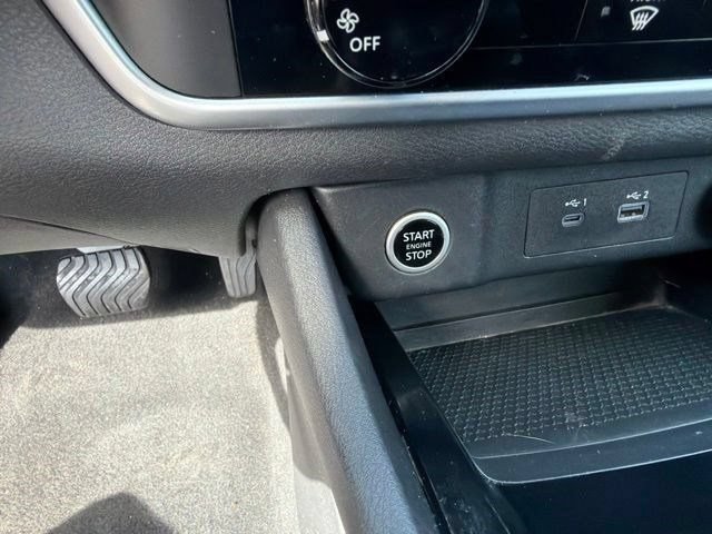 Used 2021 Nissan Rogue S AWD/4WD image 20