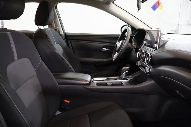 Used 2024 Nissan Sentra SV FWD image 27
