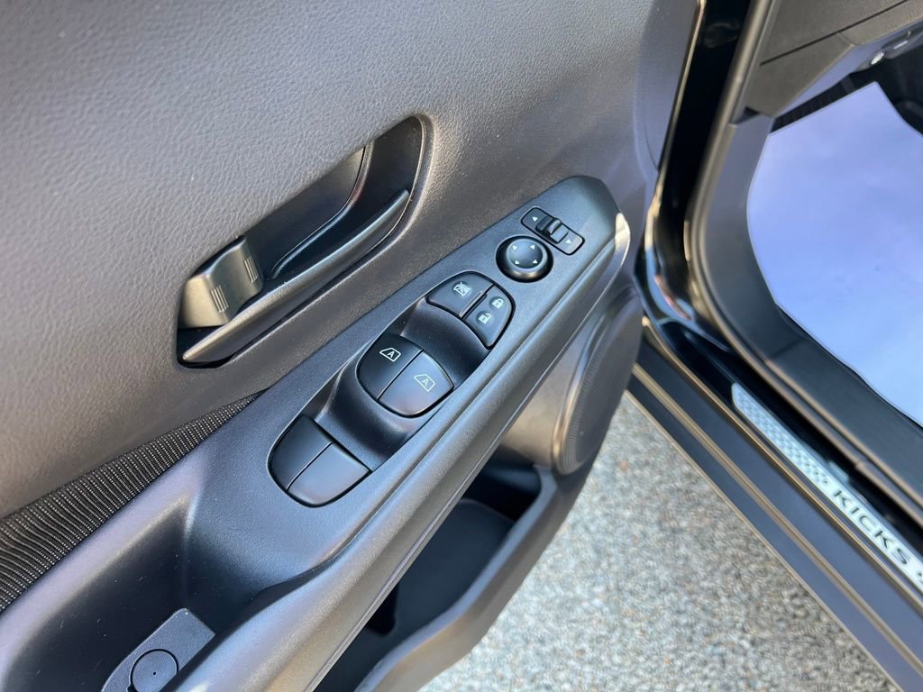 Certified 2024 Nissan Kicks S image 20