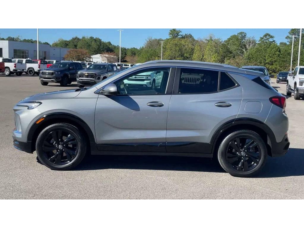 Certified 2024 Buick Encore GX Sport Touring image 5