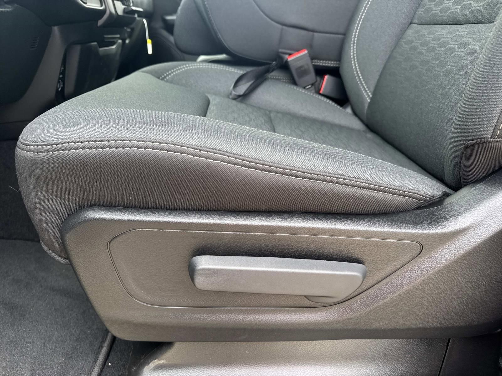 New 2026 RAM 1500 Express RWD image 16