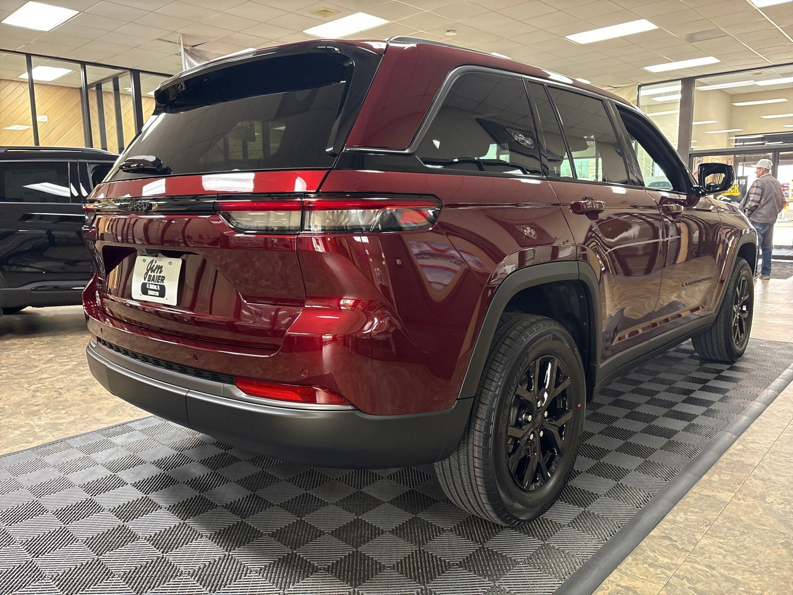 New 2026 Jeep Grand Cherokee Altitude image 6