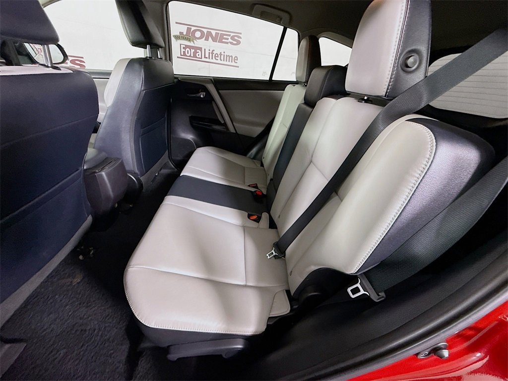Used 2017 Toyota RAV4 Limited image 27