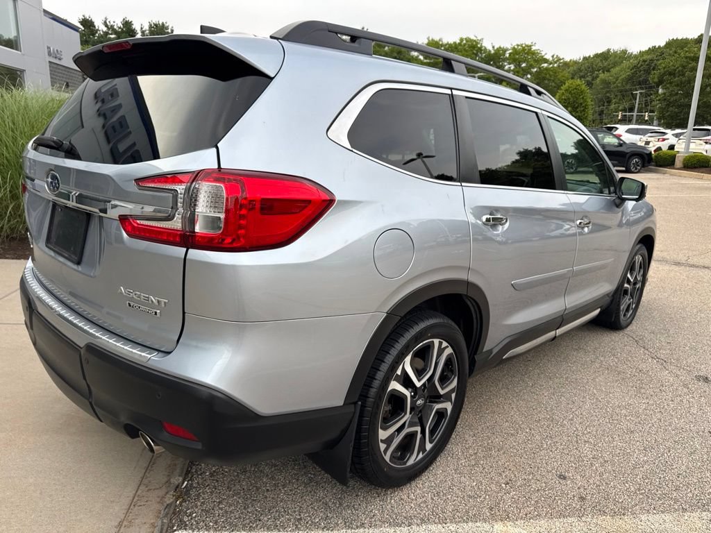 Used 2023 Subaru Ascent Touring AWD/4WD image 2