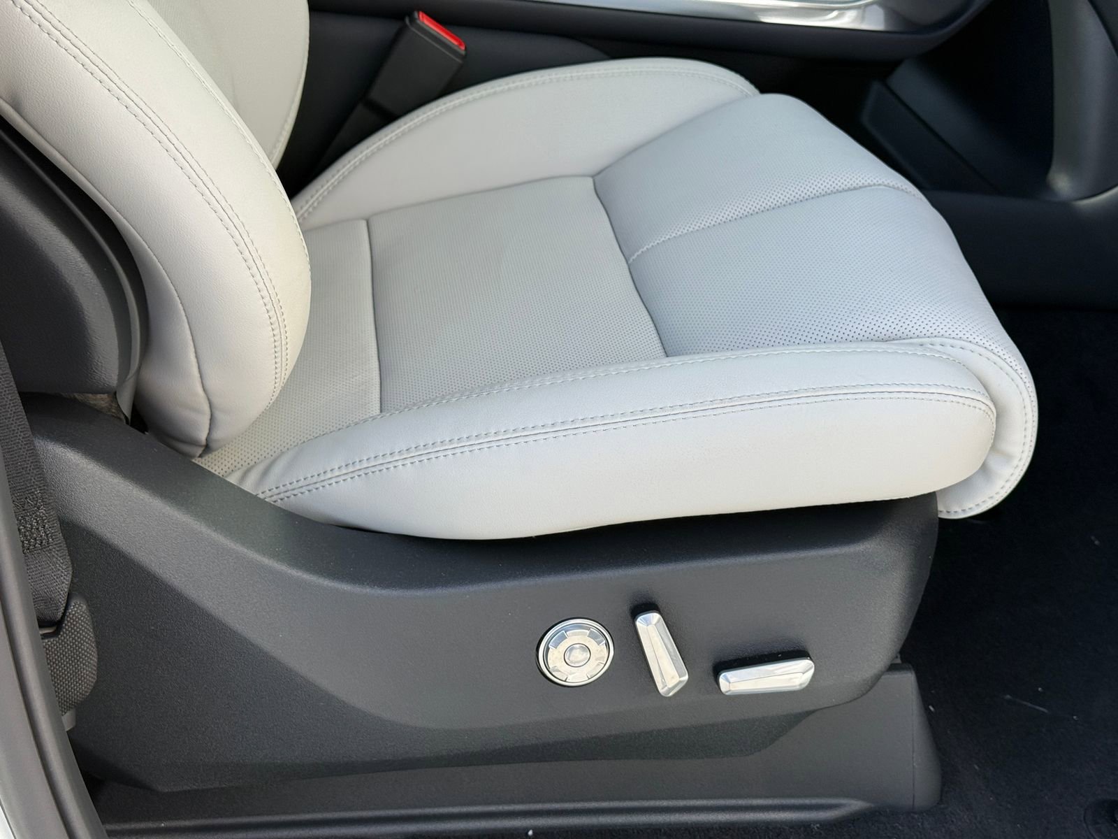 New 2026 Lincoln Navigator L Reserve image 12