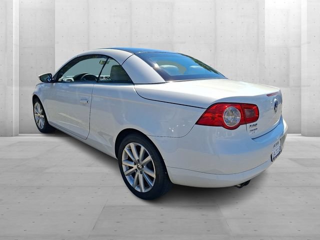 Used 2011 Volkswagen Eos Komfort FWD image 4