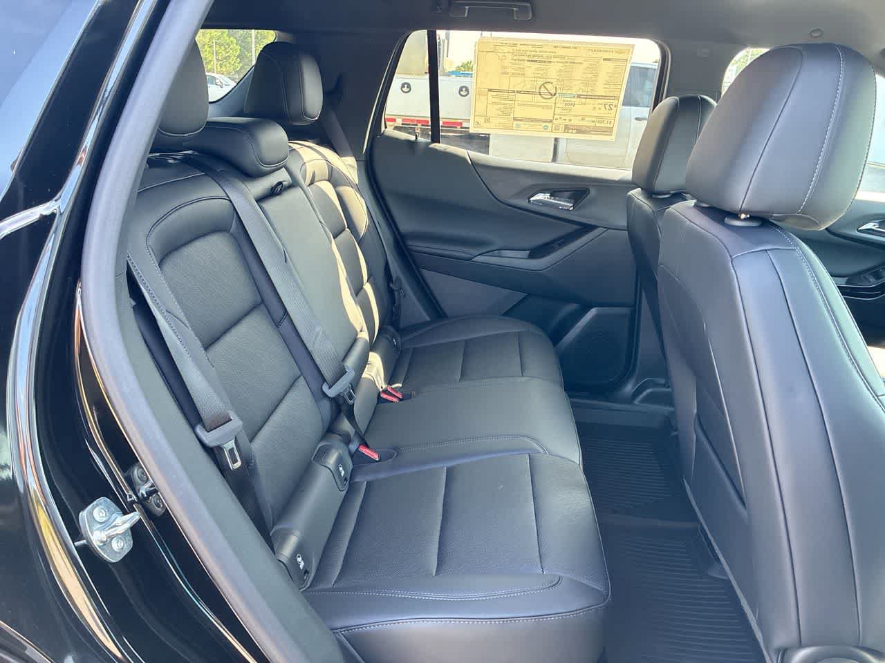 New 2027 Chevrolet Equinox LT w/ Convenience Package II FWD image 26