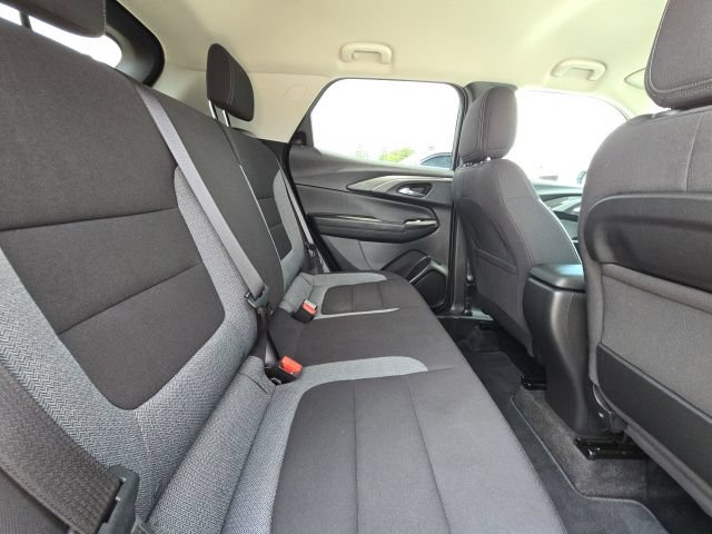 Used 2023 Chevrolet TrailBlazer LT FWD image 14